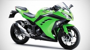 KawasakiNinja300_608x342